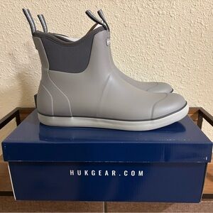 *Brand New* Huk Rogue Wave Boots Grey Size 10